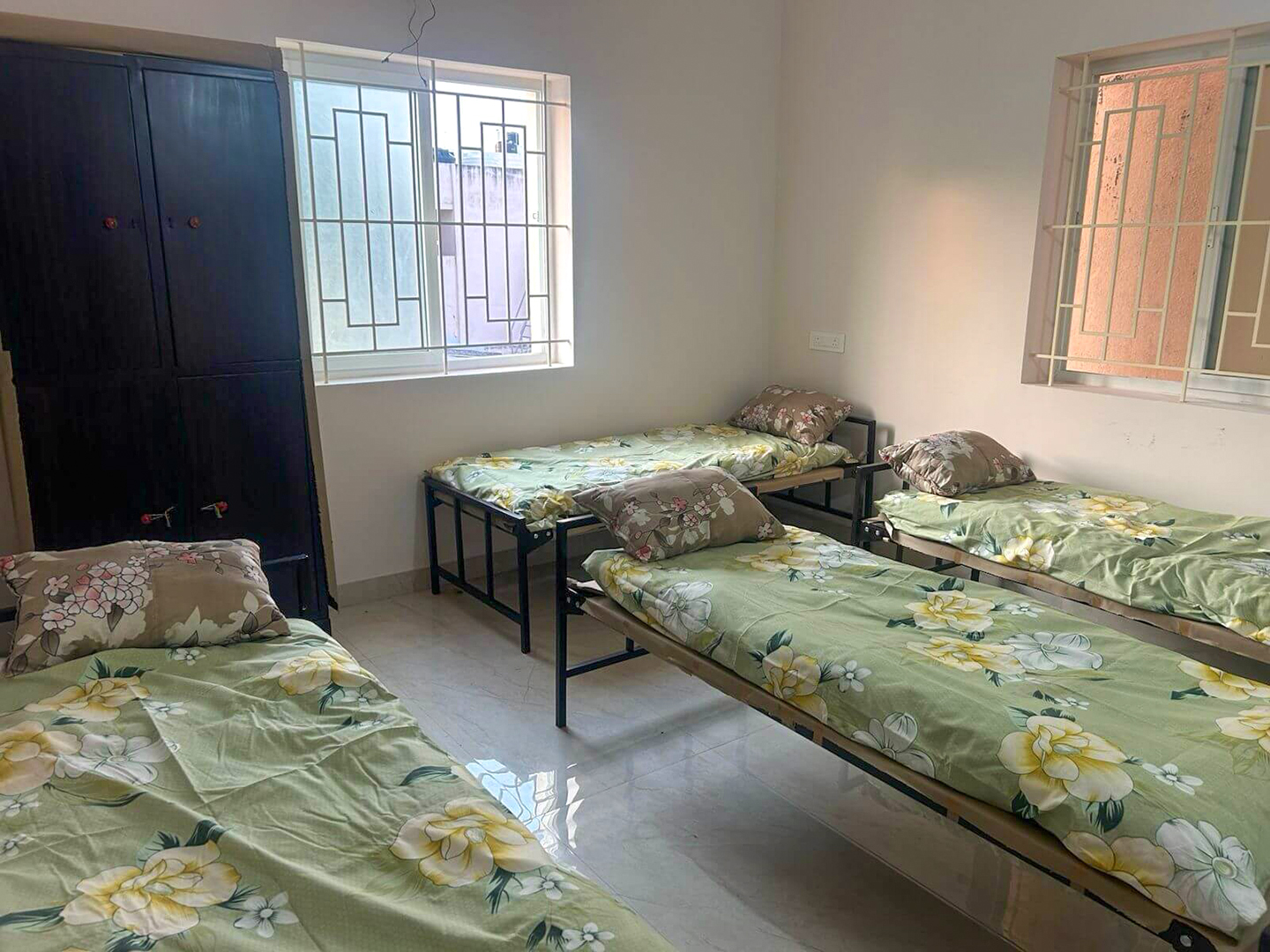 Four sharing room